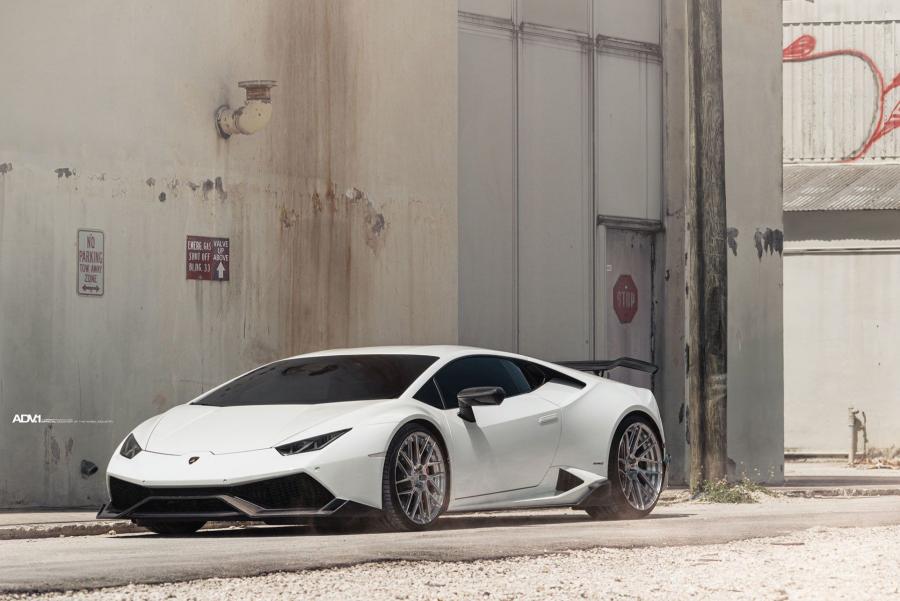 Lamborghini Huracan LP610-4  on ADV.1 Wheels (ADV8R M.V2 CS) '2017